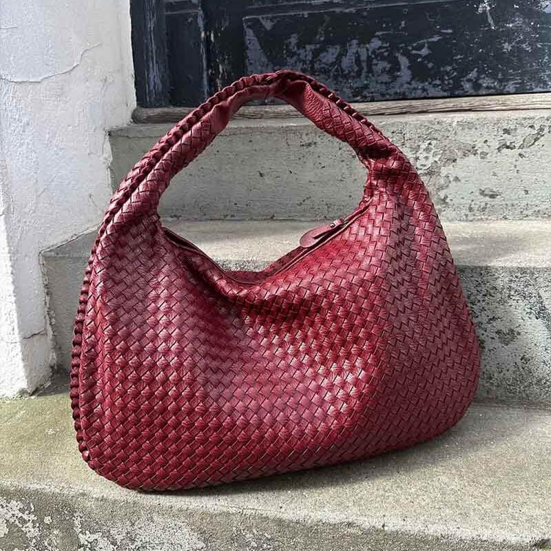 Luna Weave